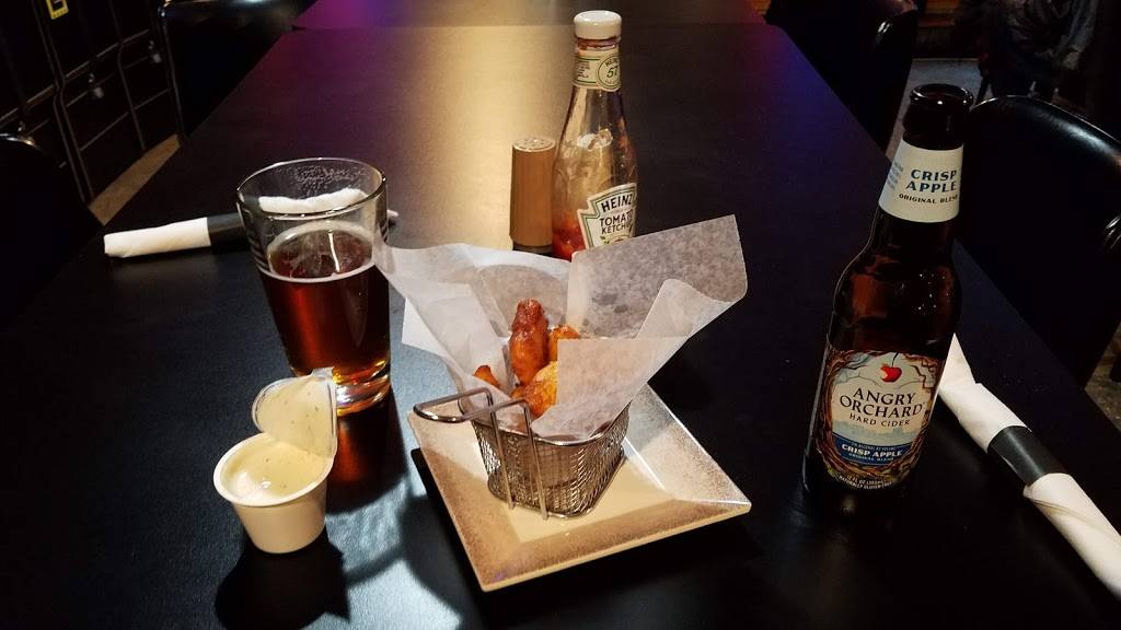 Loopys II | restaurant | W1911 Flame Rd, Marinette, WI 54143, USA | 7153305055 OR +1 715-330-5055