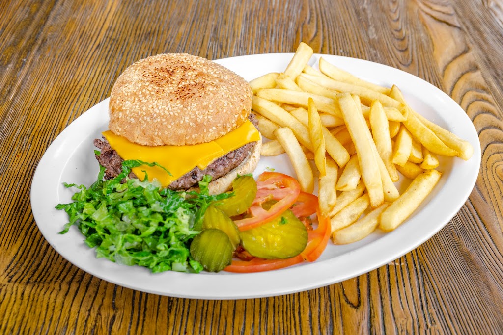 Daisy’s Pizza | restaurant | 3439 E Tremont Ave, Bronx, NY 10465, USA | 7189047979 OR +1 718-904-7979