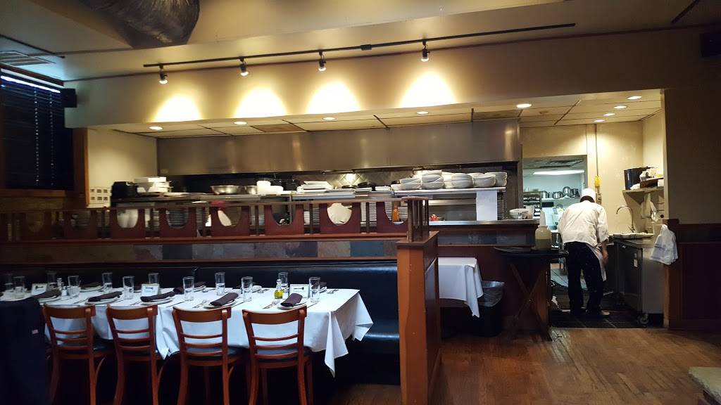 Francescas Fiore | restaurant | 7407 Madison St, Forest Park, IL 60130, USA | 7087713063 OR +1 708-771-3063