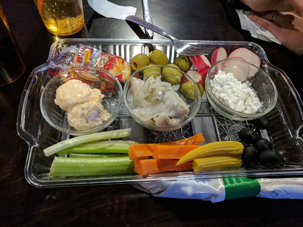 Sparkys Bar & Grill | restaurant | 30990 Nolander Rd, Washburn, WI 54891, USA | 7153730659 OR +1 715-373-0659