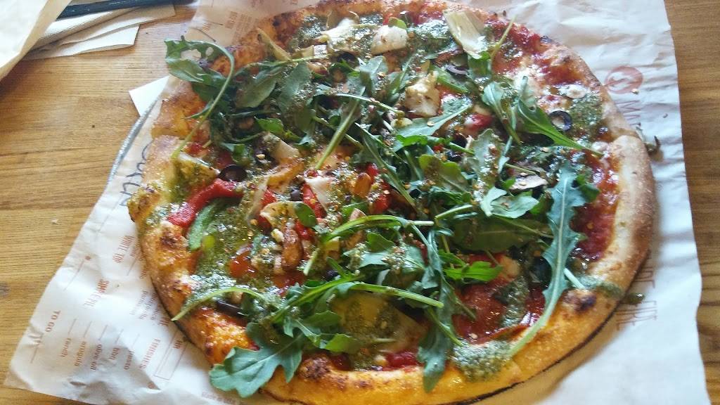 Blaze Pizza | meal takeaway | 1737 Sherman Ave, Evanston, IL 60201, USA | 8472649263 OR +1 847-264-9263