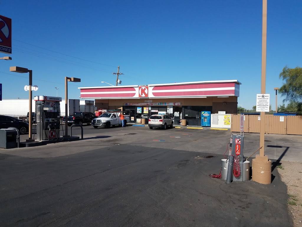 Circle K | meal takeaway | 6750 S Craycroft Rd, Tucson, AZ 85706, USA | 5205742580 OR +1 520-574-2580