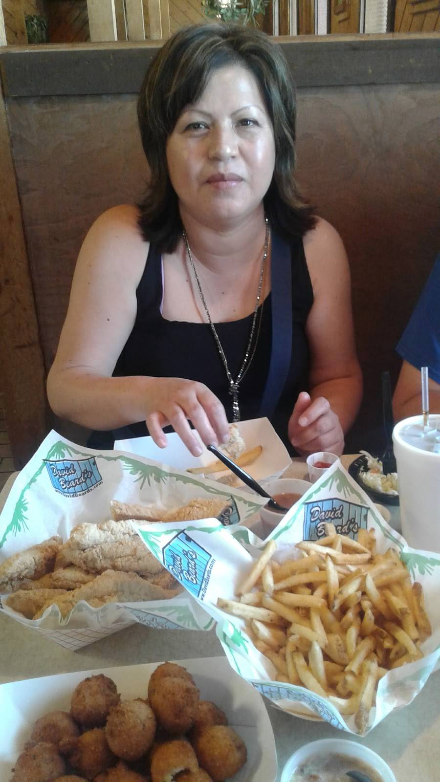 Catfish King Restaurant | restaurant | 6940 S Cockrell Hill Rd, Dallas, TX 75236, USA | 9722968203 OR +1 972-296-8203