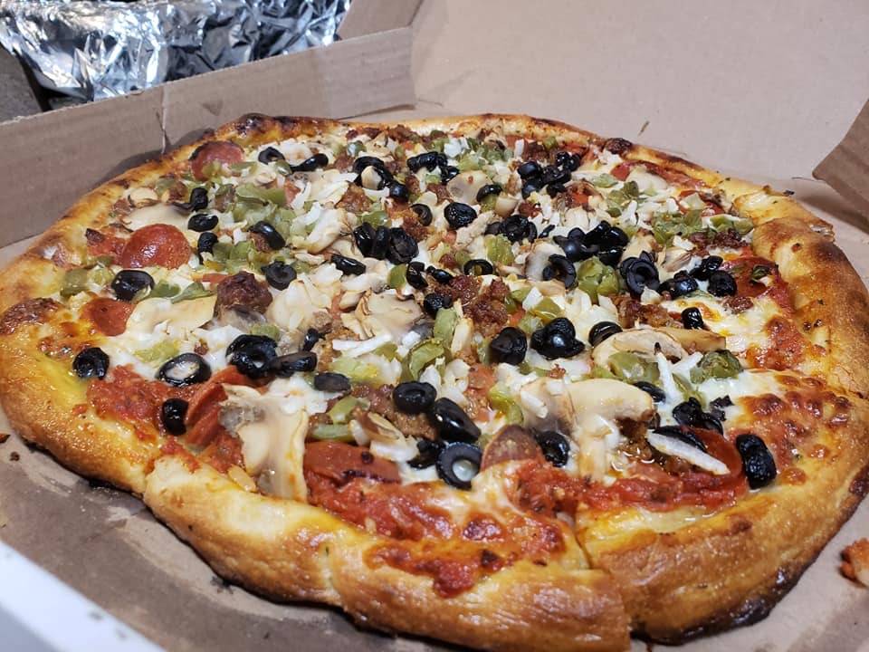Lazzio Family Pizza | meal delivery | 2205 Sheffield Rd, Aliquippa, PA 15001, USA | 7245125756 OR +1 724-512-5756