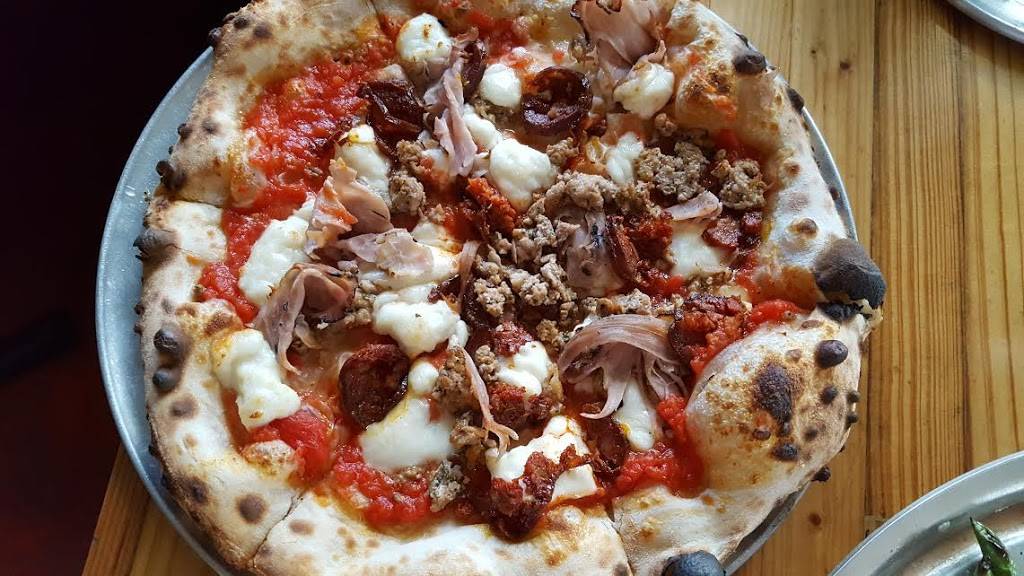 Il Forno | restaurant | 122 Nogalitos St, San Antonio, TX 78204, USA | 2106162198 OR +1 210-616-2198