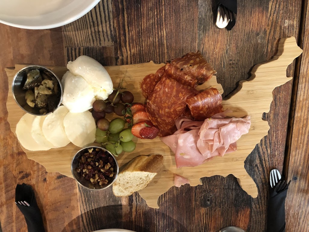 Falabella Family Bistro | restaurant | 6027 Wesley Grove Blvd suite 105, Wesley Chapel, FL 33544, USA | 8134286957 OR +1 813-428-6957