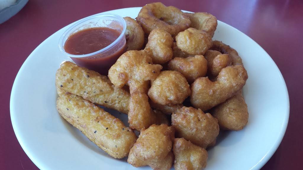 Family Farm | restaurant | 1311 TN-9, Newport, TN 37821, USA | 4236130408 OR +1 423-613-0408