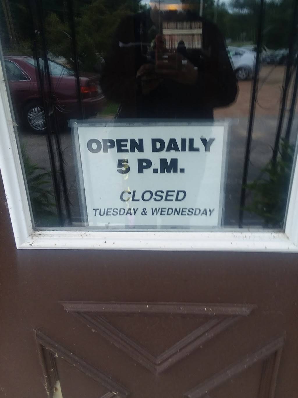 Spinning Wheel Inn | restaurant | N5846 Lake Dr, Shawano, WI 54166, USA | 7155263931 OR +1 715-526-3931