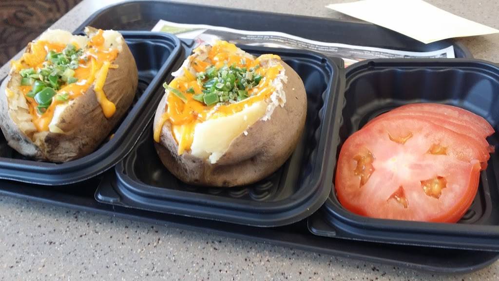 Wendys | restaurant | 1702 Apple Glen Blvd, Fort Wayne, IN 46804, USA | 2604326008 OR +1 260-432-6008