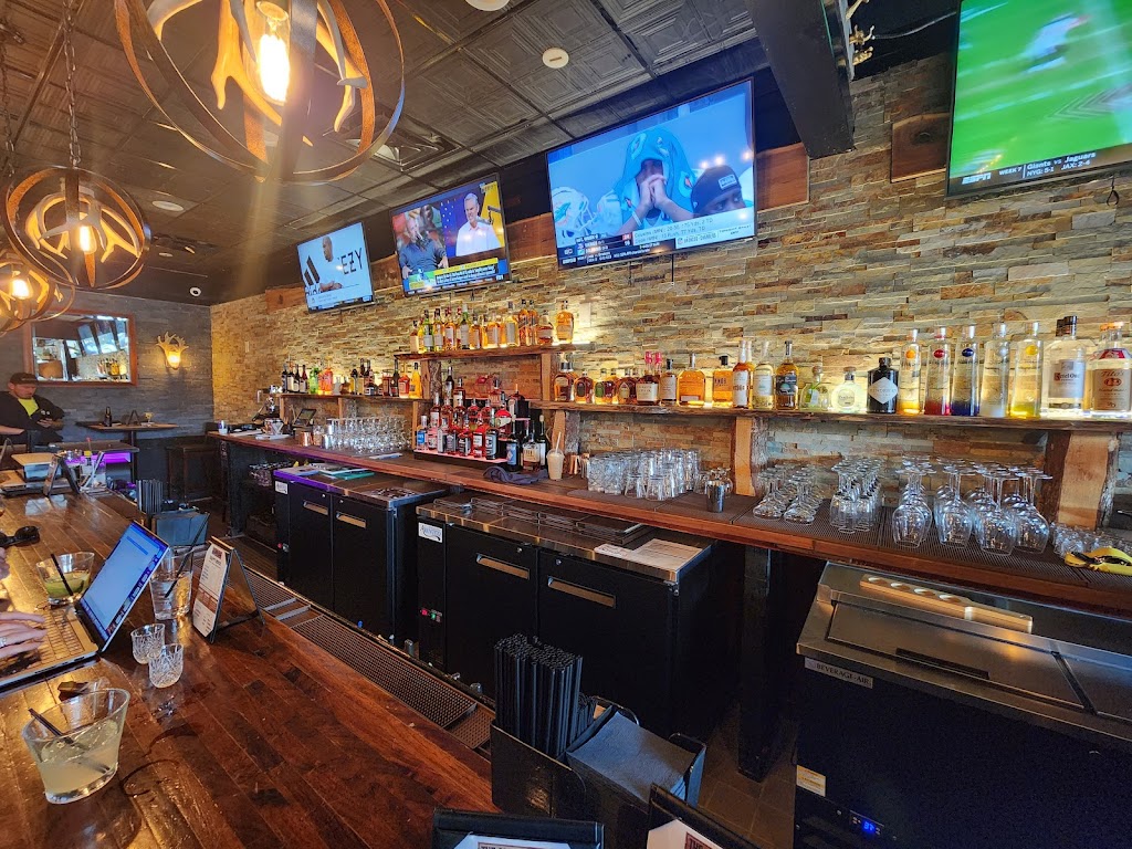 Creek Lodge Bar & Grill | restaurant | 5566 Norbeck Rd, Rockville, MD 20853, USA | 2406698872 OR +1 240-669-8872