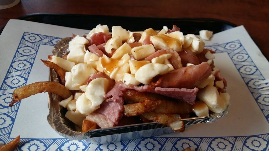 Cantine Chez Roger | restaurant | 721 Rue Principale E, Farnham, QC J2N 1M2, Canada | 4502934792 OR +1 450-293-4792