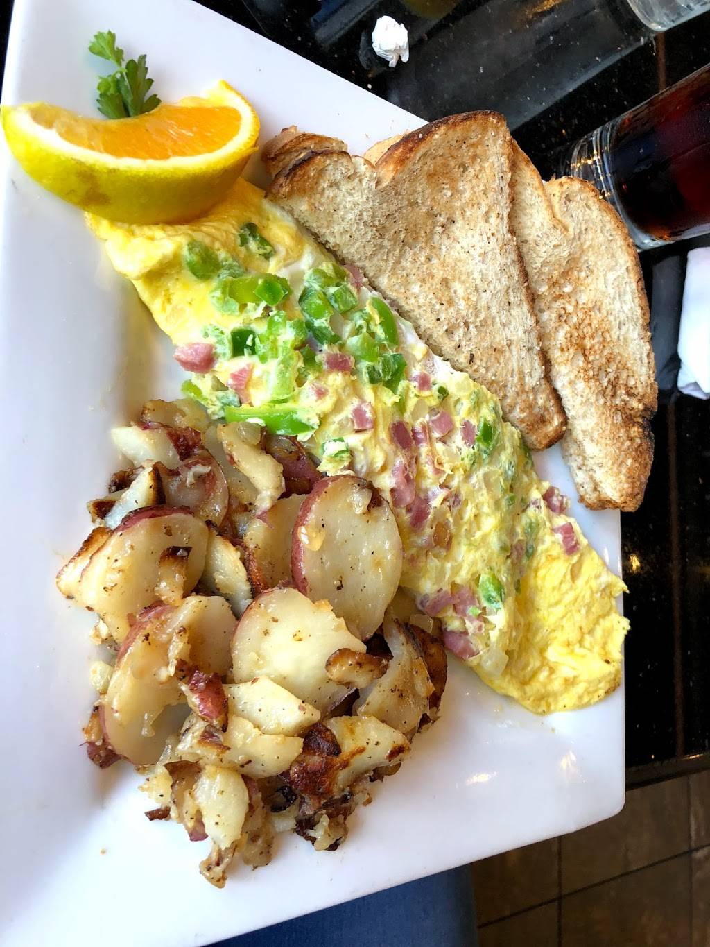 Kekes Breakfast Cafe | restaurant | 12883 Citrus Plaza Dr, Tampa, FL 33625, USA | 8136168108 OR +1 813-616-8108