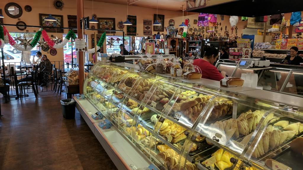 El Burrito Mercado | restaurant | 175 Cesar Chavez St, St Paul, MN 55107, USA | 6512272192 OR +1 651-227-2192