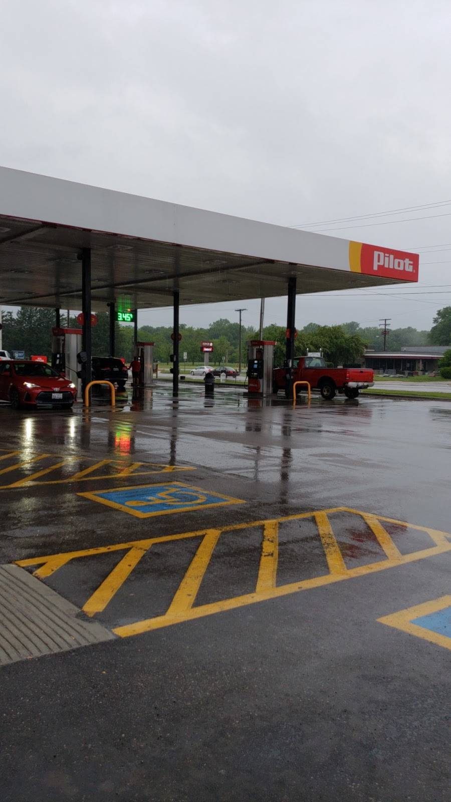 Pilot Travel Center | restaurant | 1860 E Napier Ave, Benton Harbor, MI 49022, USA | 2699257547 OR +1 269-925-7547