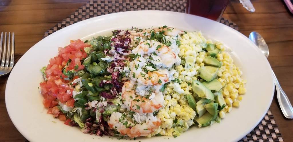 Grand Lux Cafe | restaurant | 11506 Century Oaks Terrace #128, Austin, TX 78758, USA | 5128737477 OR +1 512-873-7477