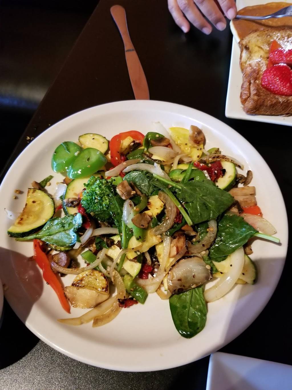 Kozy | restaurant | 6400 Gaston Ave, Dallas, TX 75214, USA | 2142195044 OR +1 214-219-5044