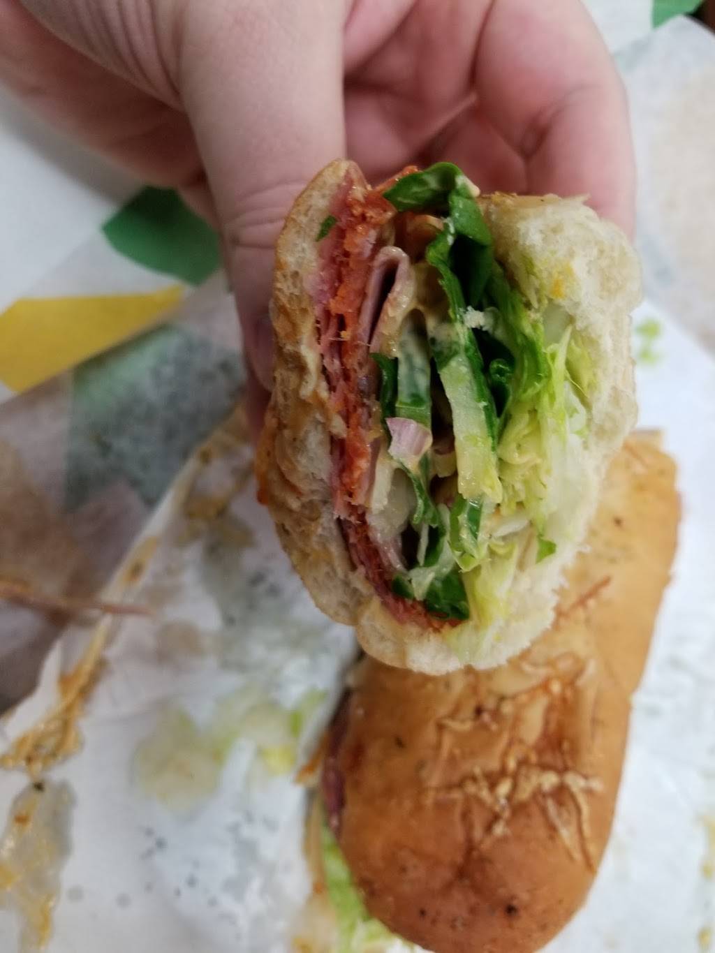 Subway | restaurant | 725 Gold St, Manchester, NH 03103, USA | 6032222269 OR +1 603-222-2269