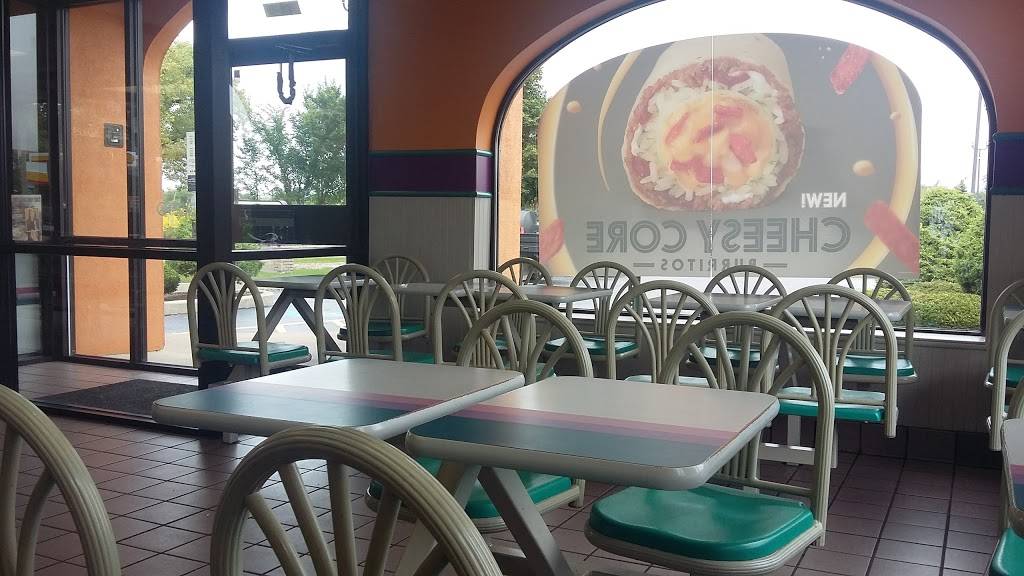 Taco Bell | meal takeaway | 3063 S Wolf Rd, Westchester, IL 60154, USA | 7085623441 OR +1 708-562-3441