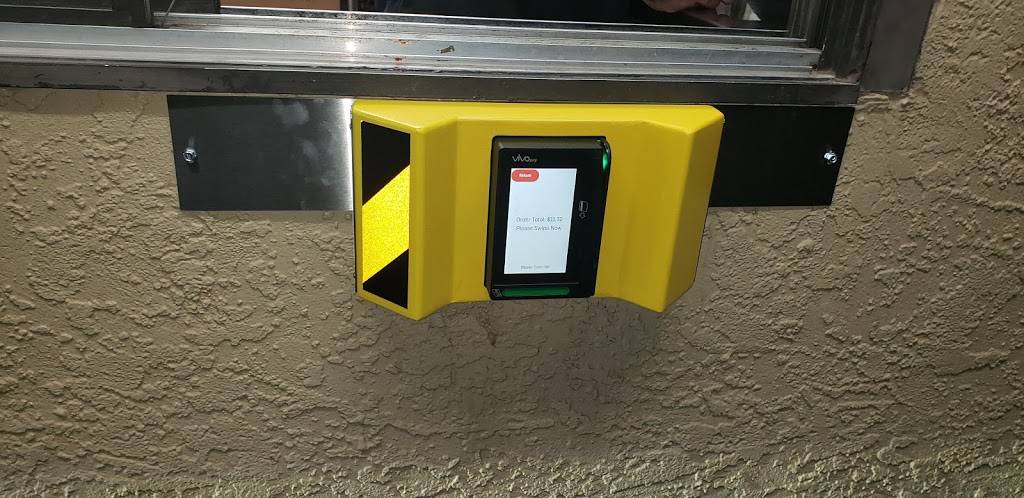 Sonic Drive-In | restaurant | 2270 Trawood Dr, El Paso, TX 79935, USA | 9155921777 OR +1 915-592-1777