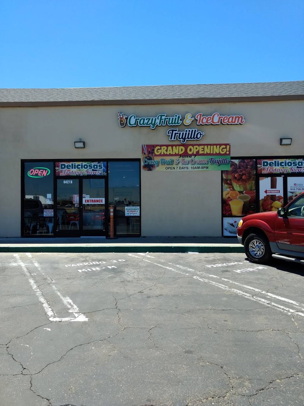 Crazy Fruit & Ice Cream Trujillo | restaurant | 6427 Mack Rd, Sacramento, CA 95823, USA | 9167585628 OR +1 916-758-5628