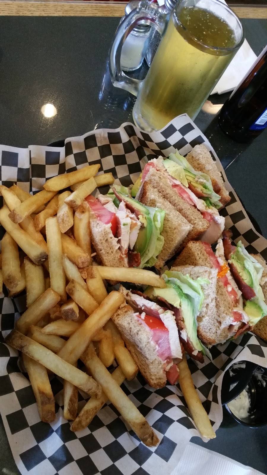 Pollys Pies Restaurant & Bakery | bakery | 18132 Imperial Hwy, Yorba Linda, CA 92886, USA | 7145729679 OR +1 714-572-9679