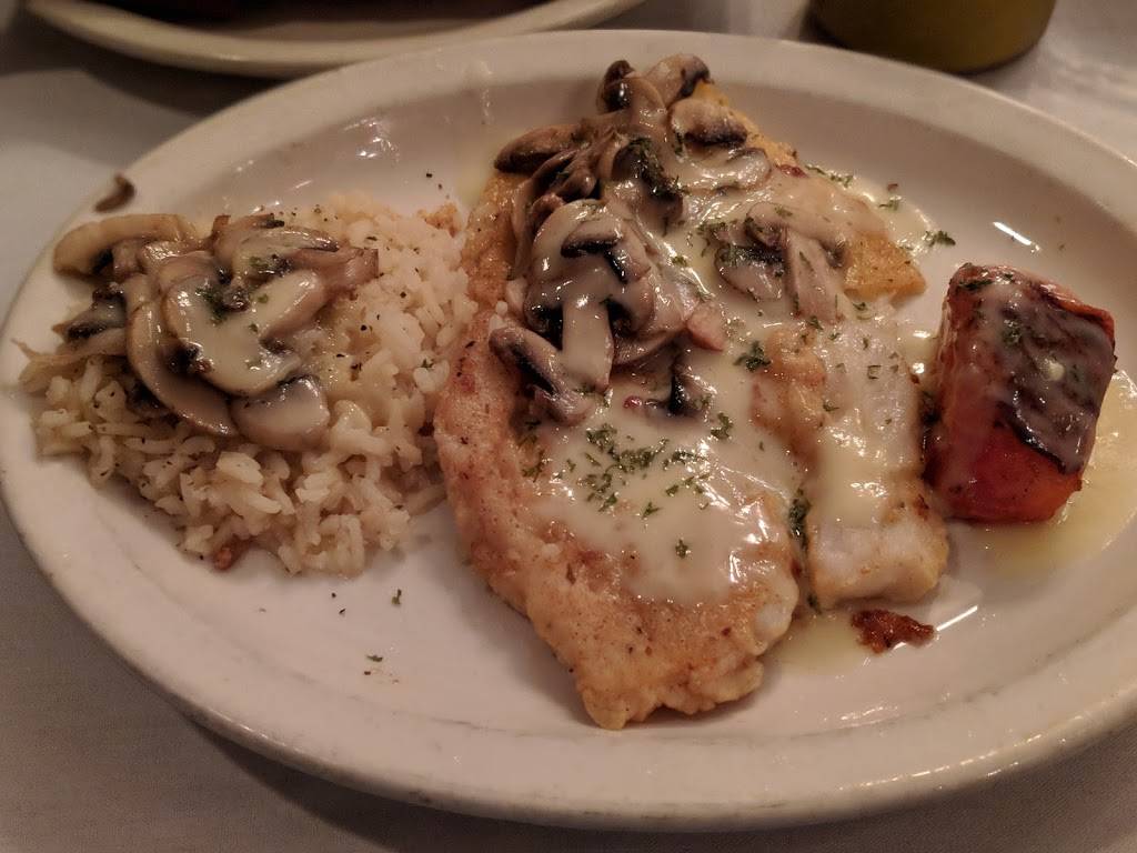 Ernestos Mexican Specialties & Seafood | restaurant | 2559 Jackson Keller Rd, San Antonio, TX 78230, USA | 2103441248 OR +1 210-344-1248