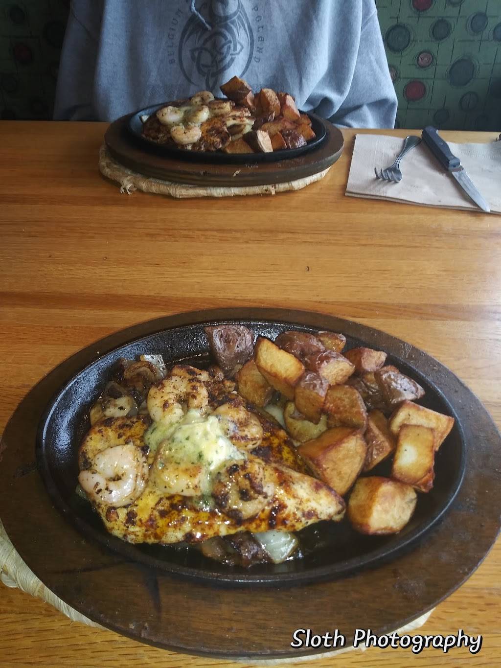 Applebees Grill + Bar | restaurant | 605 Columbia Ave, Lexington, SC 29072, USA | 8033566889 OR +1 803-356-6889