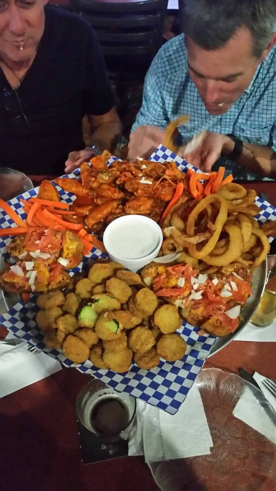 Big Daddys Sports Lounge | night club | 10618 N Cave Creek Rd, Phoenix, AZ 85020, USA | 6028611034 OR +1 602-861-1034