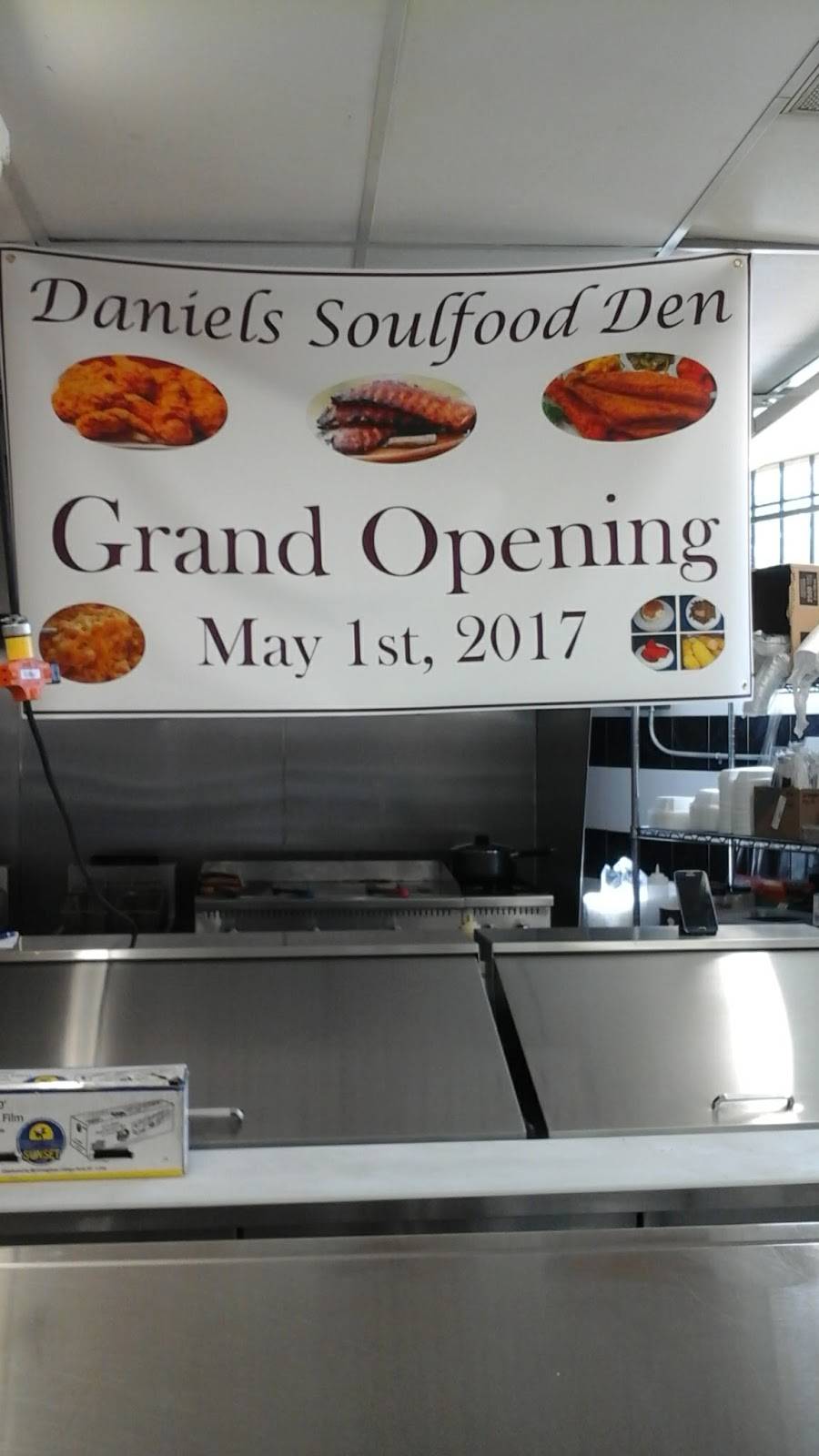 Daniels Soul Food Den | restaurant | 410 W McNichols Rd, Highland Park, MI 48203, USA | 3133772037 OR +1 313-377-2037