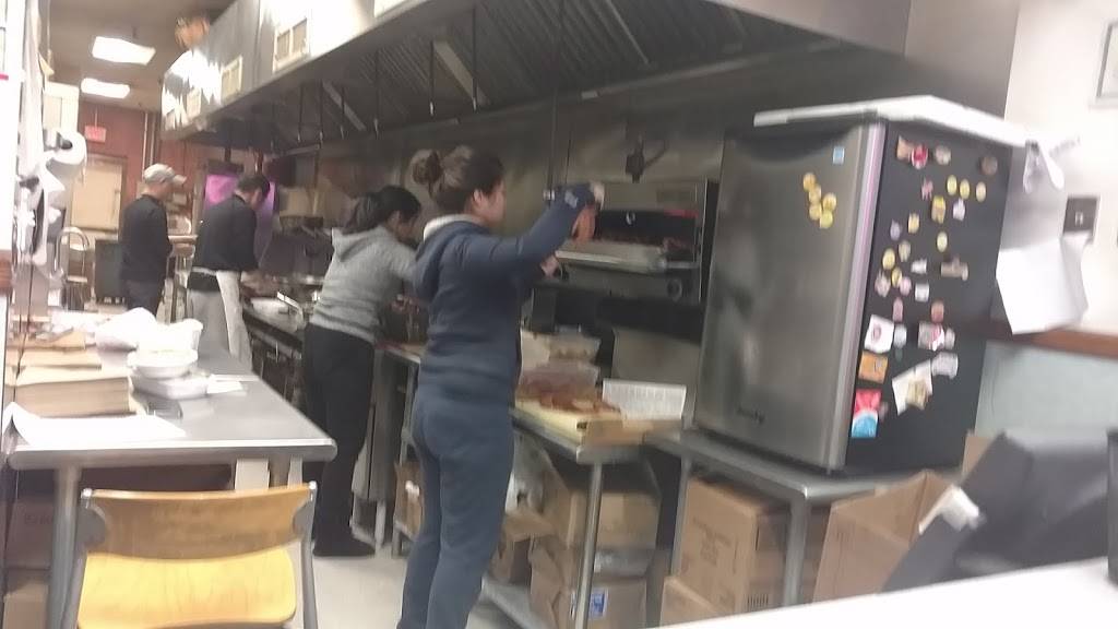 Wing Wah | restaurant | 1970 Middle Country Rd, Centereach, NY 11720, USA | 6315882943 OR +1 631-588-2943