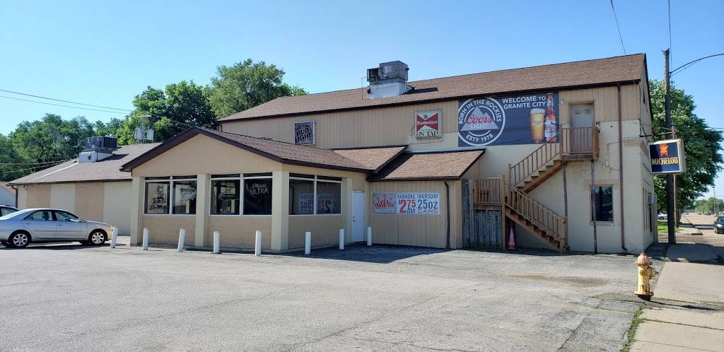 Patricks Bar & Grill | restaurant | 2900 Nameoki Rd, Granite City, IL 62040, USA | 6185011818 OR +1 618-501-1818