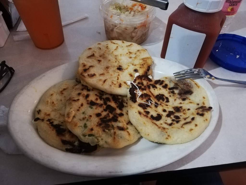 Pupusas Restaurant & Grill | restaurant | 1616 W Irving Blvd, Irving, TX 75061, USA | 9728719001 OR +1 972-871-9001