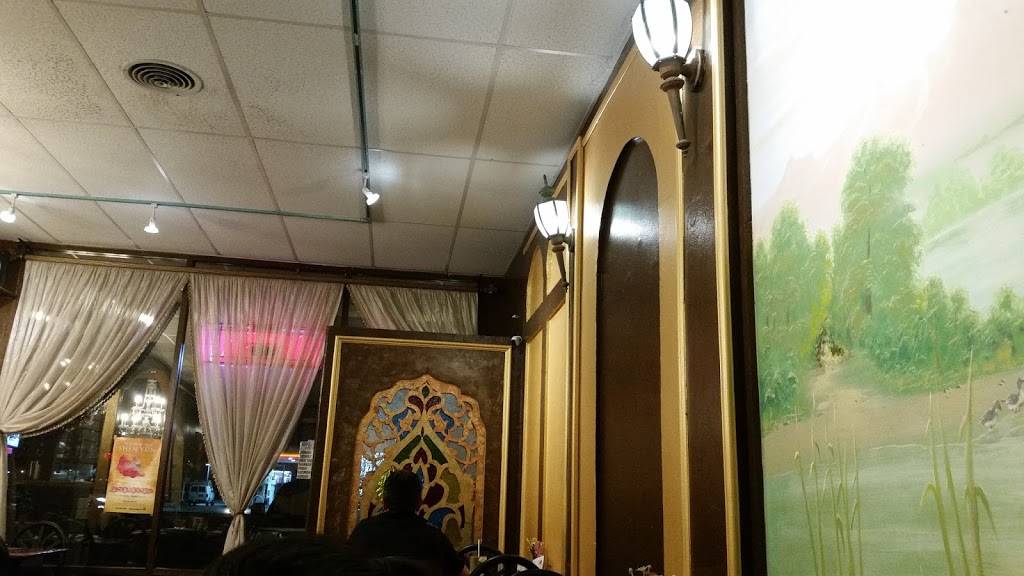 Thai Chili Restaurant | restaurant | 1812 N Tustin St, Orange, CA 92865, USA | 7149983822 OR +1 714-998-3822