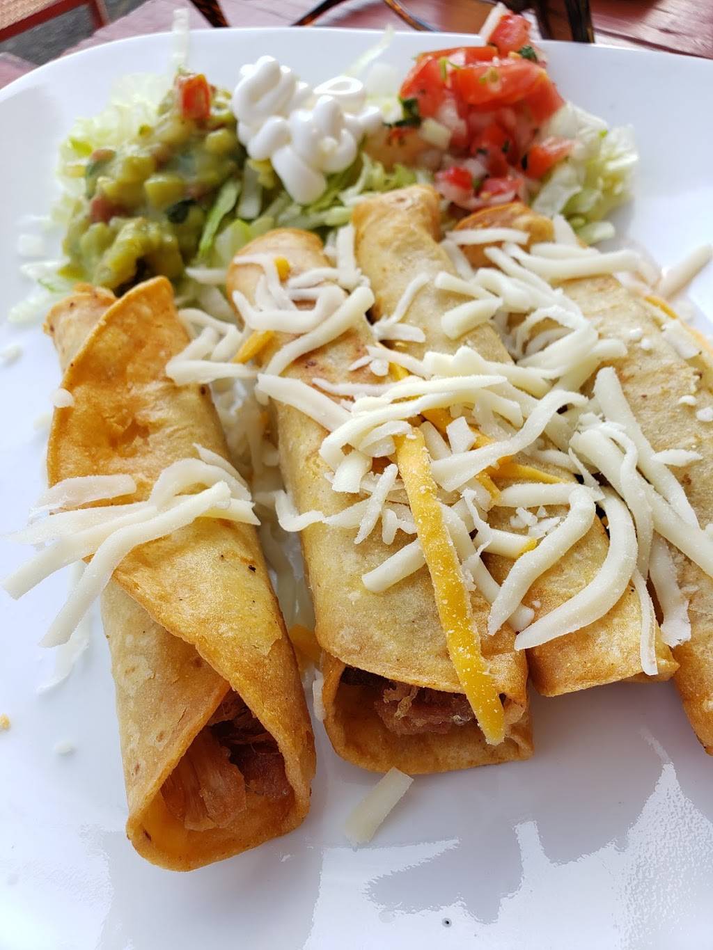 El Coyote | restaurant | 6965 N Fessenden St, Portland, OR 97203, USA | 5038397093 OR +1 503-839-7093