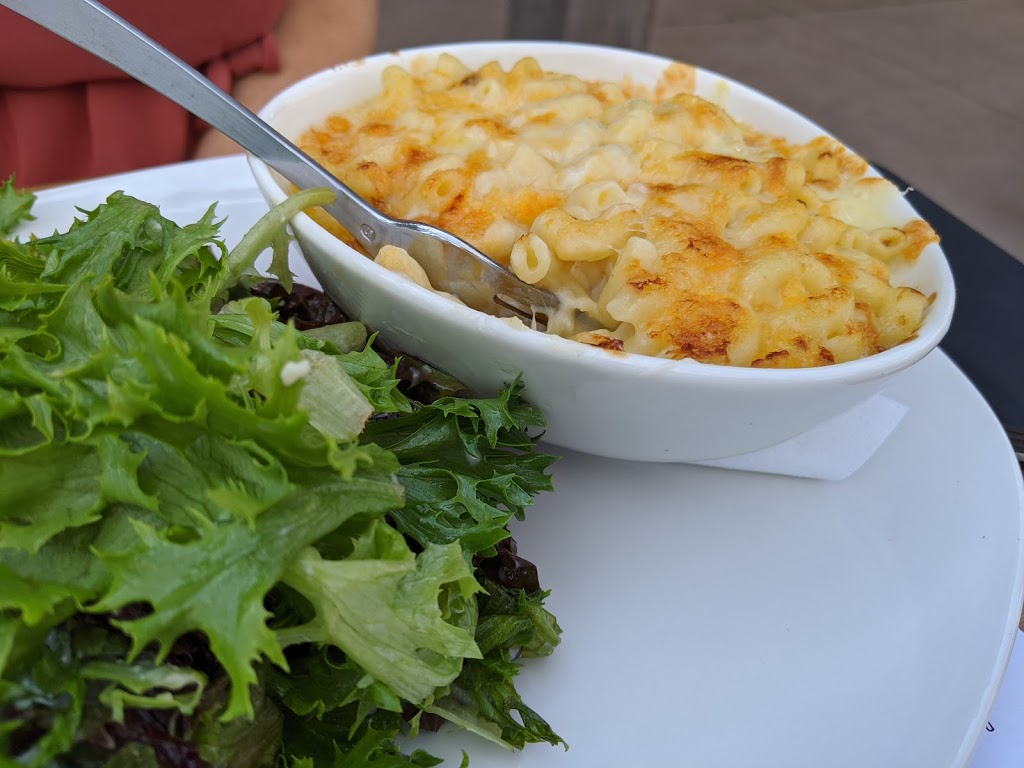 table | restaurant | 575 Cameron Way suite B, North Liberty, IA 52317, USA | 3196652777 OR +1 319-665-2777