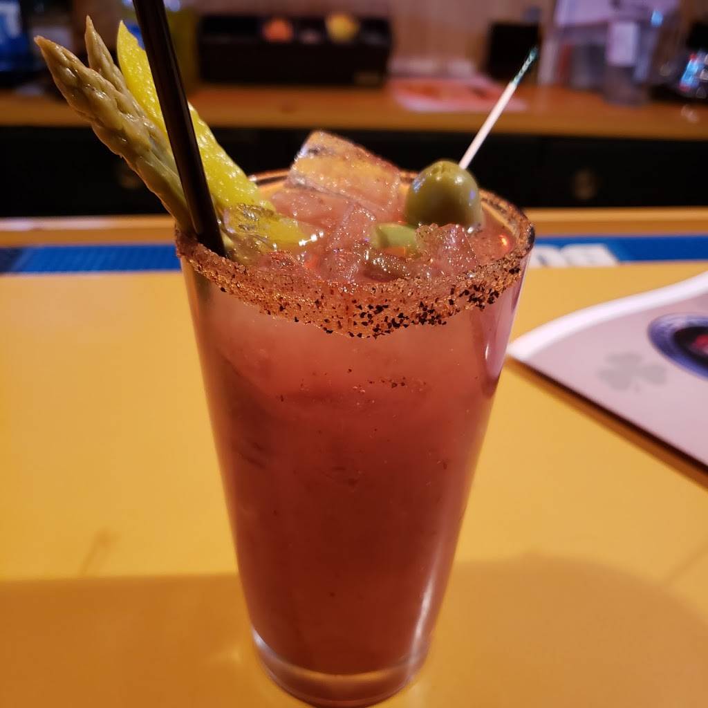 Kellys Little Nipper | restaurant | 1701 E Grand Ave, Des Moines, IA 50316, USA | 5152652031 OR +1 515-265-2031