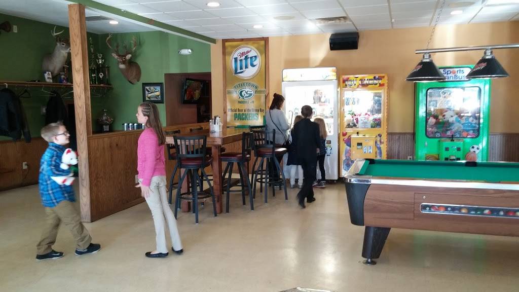 Riverrail Bar | restaurant | N5547 River St, Shiocton, WI 54170, USA | 9209863222 OR +1 920-986-3222