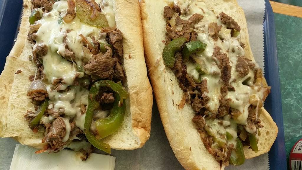 Papas Philly | restaurant | 3224 W Foster Ave, Chicago, IL 60625, USA | 7737547448 OR +1 773-754-7448