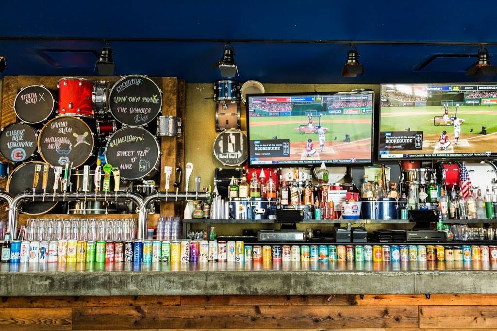 HVAC Pub | restaurant | 1612, 3530 N Clark St, Chicago, IL 60657, USA | 7737898864 OR +1 773-789-8864