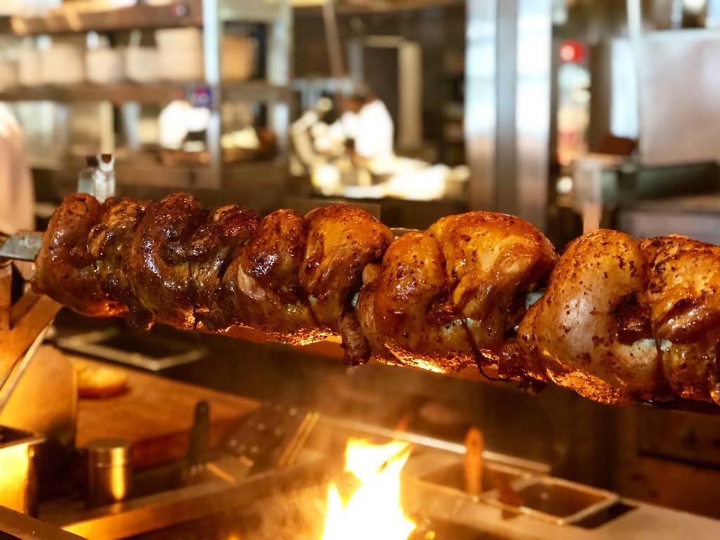 Houstons | restaurant | 3539 Northside Pkwy NW, Atlanta, GA 30327, USA | 4042627130 OR +1 404-262-7130