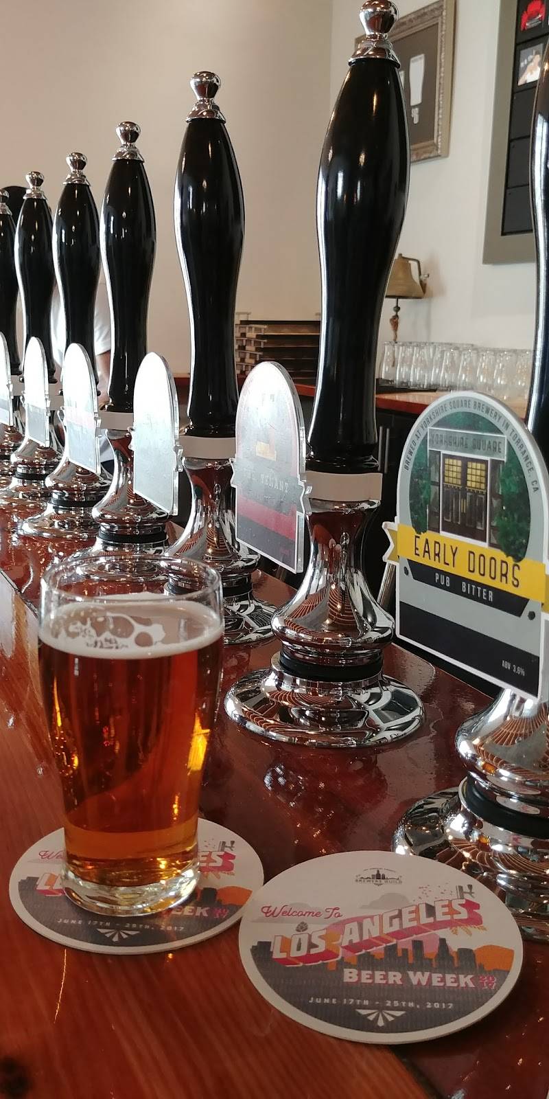 Yorkshire Square Brewery | restaurant | 1109 Van Ness Ave, Torrance, CA 90501, USA | 4243765115 OR +1 424-376-5115