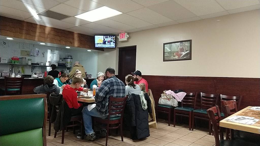 New Hartford Diner | restaurant | 141 Main St, New Hartford, CT 06057, USA | 8606936430 OR +1 860-693-6430