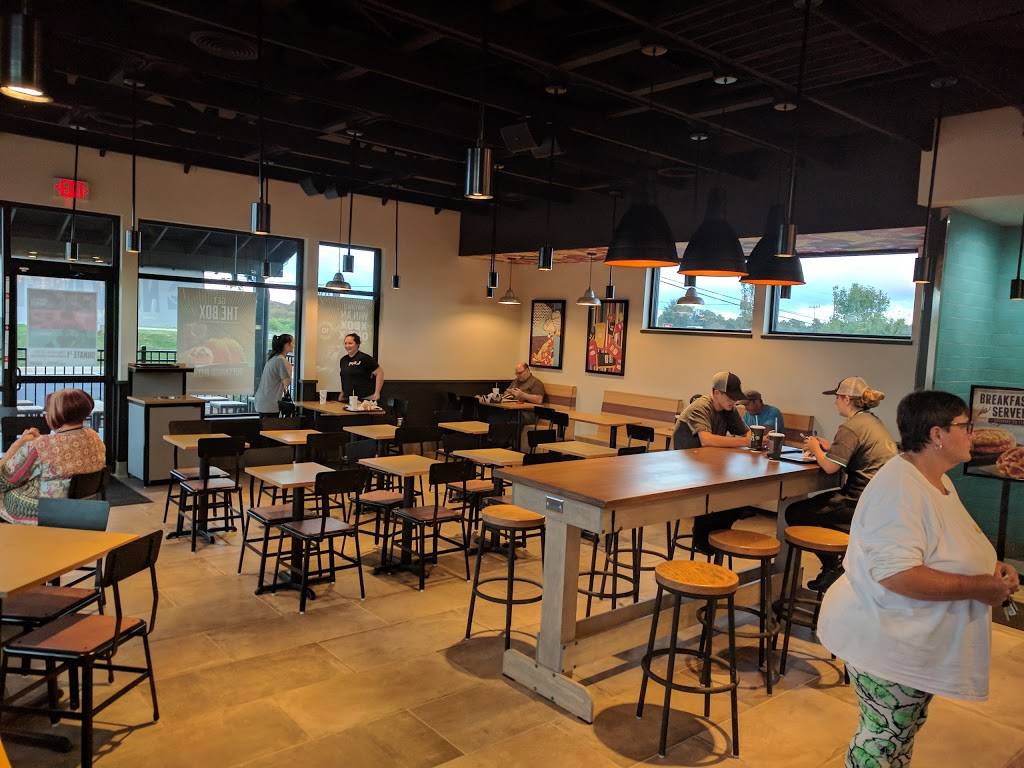 Taco Bell | meal takeaway | 6011 GA-53, Braselton, GA 30517, USA | 7066543222 OR +1 706-654-3222