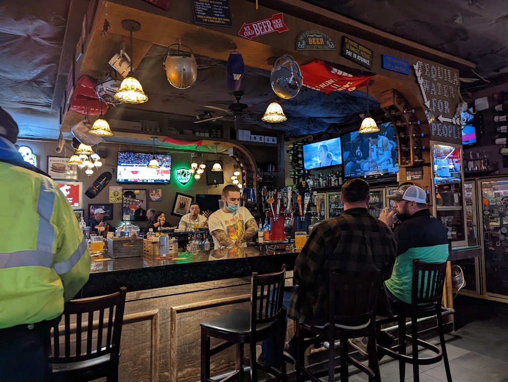 Pints & Quarts - Lacey | restaurant | 1230 College St SE, Lacey, WA 98503, USA | 3604389183 OR +1 360-438-9183