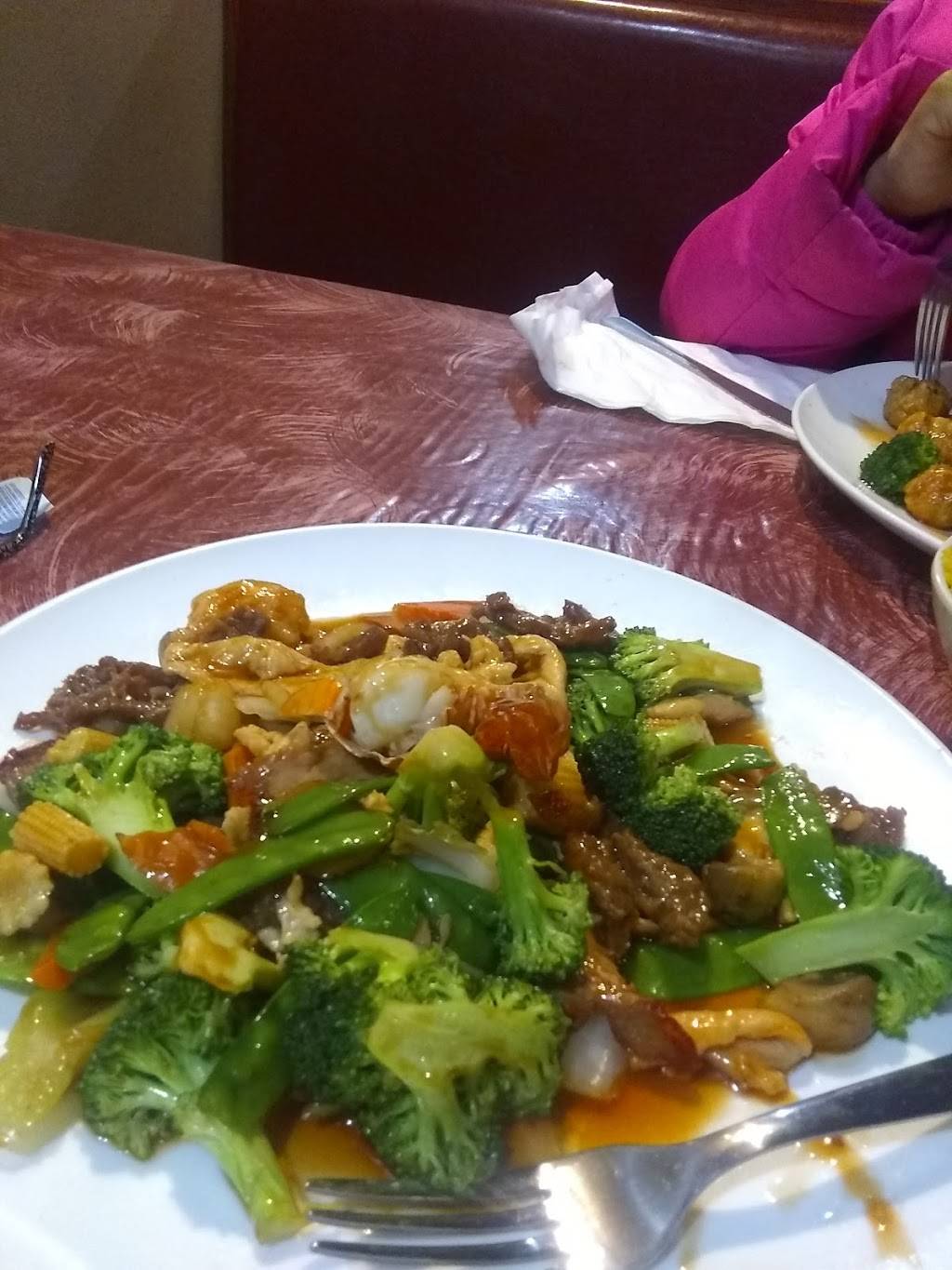 Golden Dragon II | restaurant | 111 S 4th St, Hartsville, SC 29550, USA | 8433323668 OR +1 843-332-3668