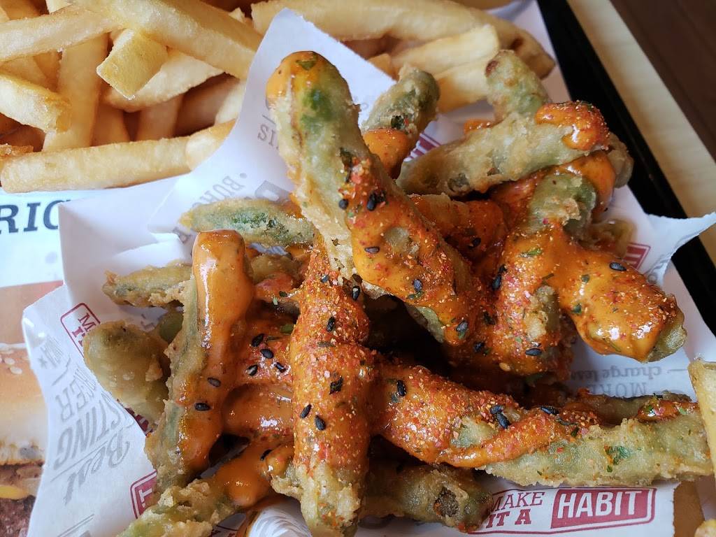 The Habit Burger Grill | meal takeaway | 990 Town Center Dr, La Cañada Flintridge, CA 91011, USA | 8189522910 OR +1 818-952-2910