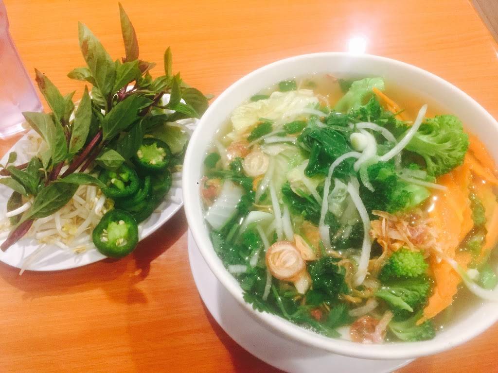 Fontana Pho | restaurant | 9820 Sierra Ave # B, Fontana, CA 92335, USA | 9098291571 OR +1 909-829-1571