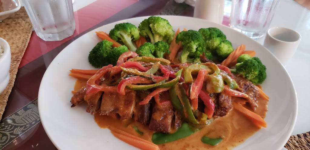 Thai Charm restaurant | restaurant | 5520, 218 Kent Rd, New Milford, CT 06776, USA | 8607995271 OR +1 860-799-5271