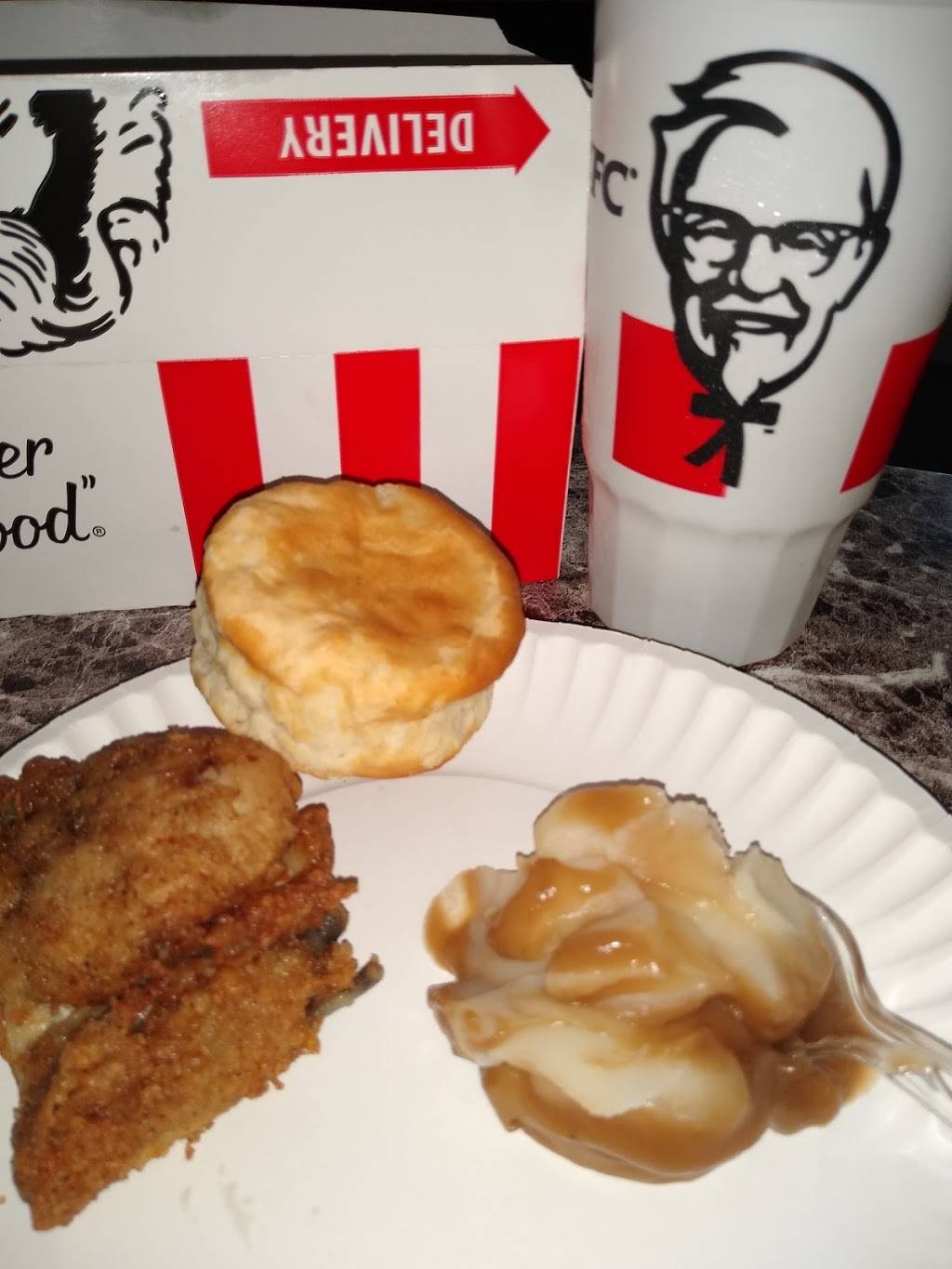 KFC | restaurant | 3702 E Thomas Rd, Phoenix, AZ 85018, USA | 6029525058 OR +1 602-952-5058