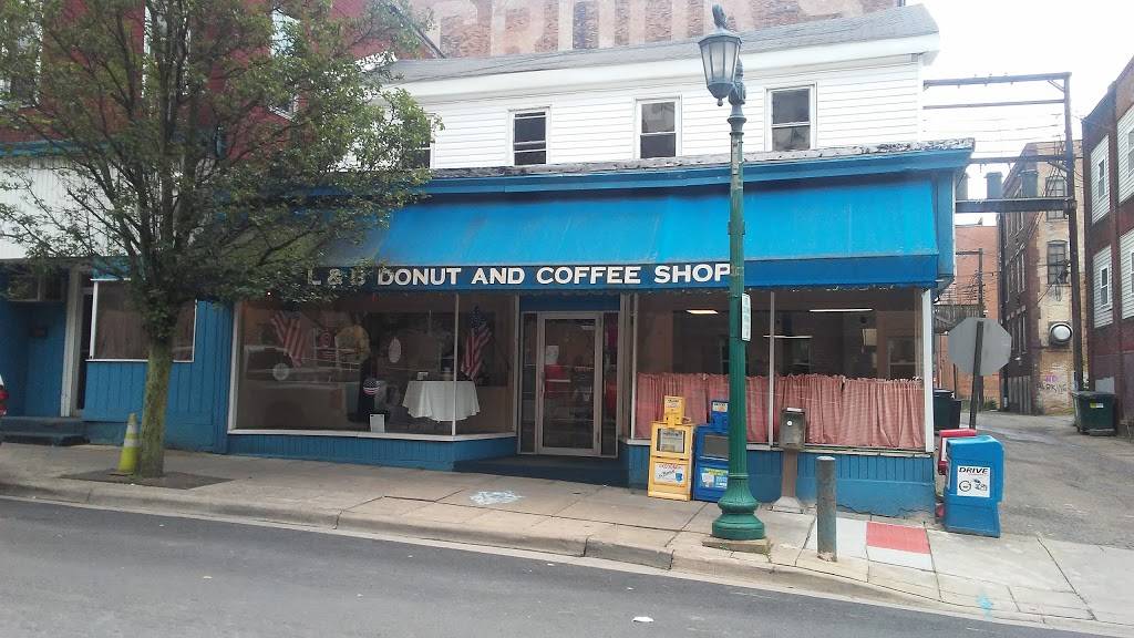 L&B Donuts & Catering | restaurant | 418 Market St, East Liverpool, OH 43920, USA | 3303850568 OR +1 330-385-0568